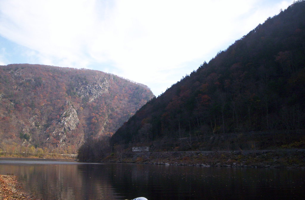Image of Delaware Water Gap area in PA